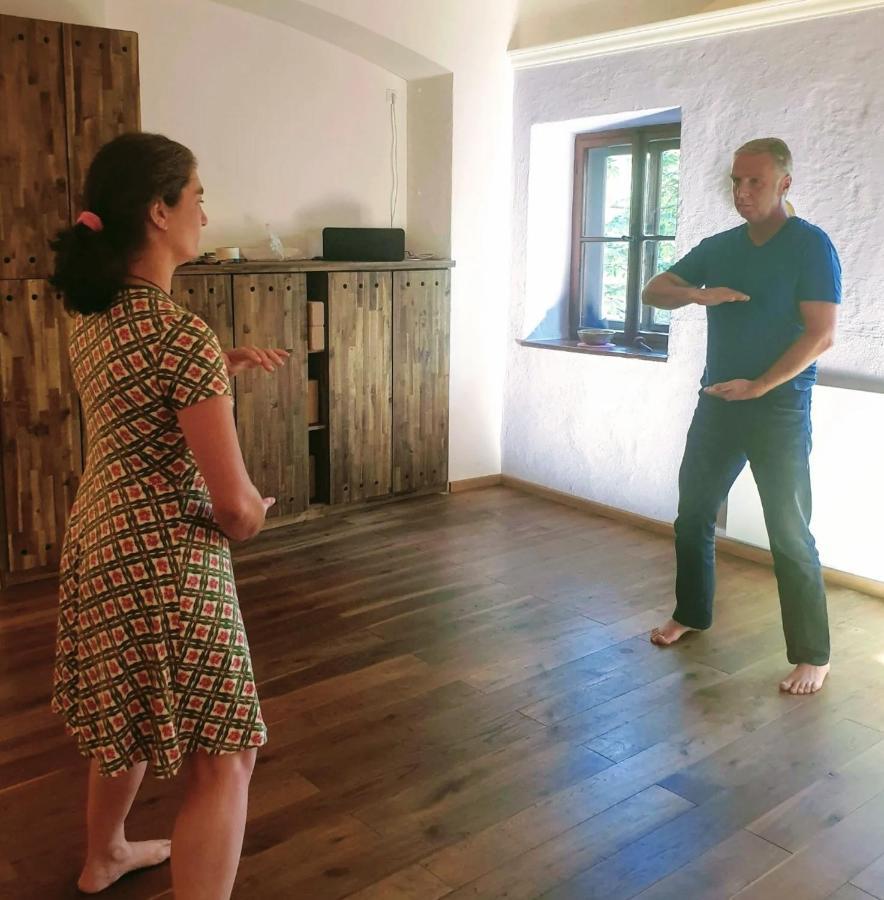 Tauglerei Appartement Kamin In Den Zauberbergen Sankt Koloman Bagian luar foto